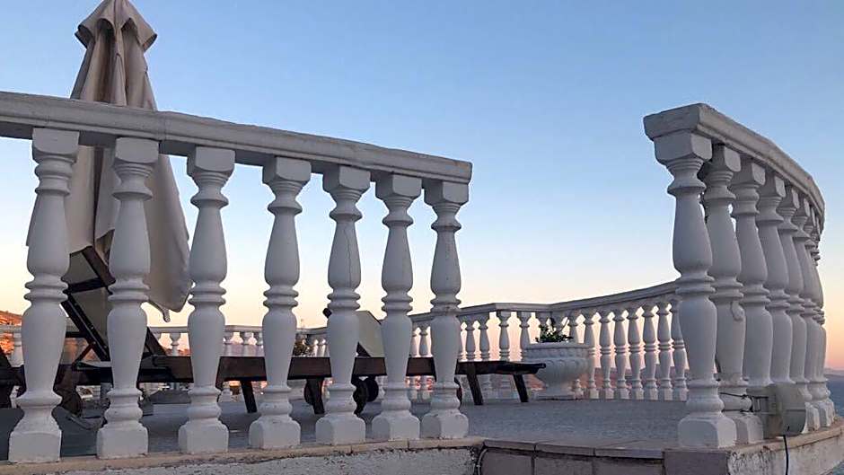 Hotel Il Conte Di Monte Cristo