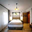 Set Ozer Hotel