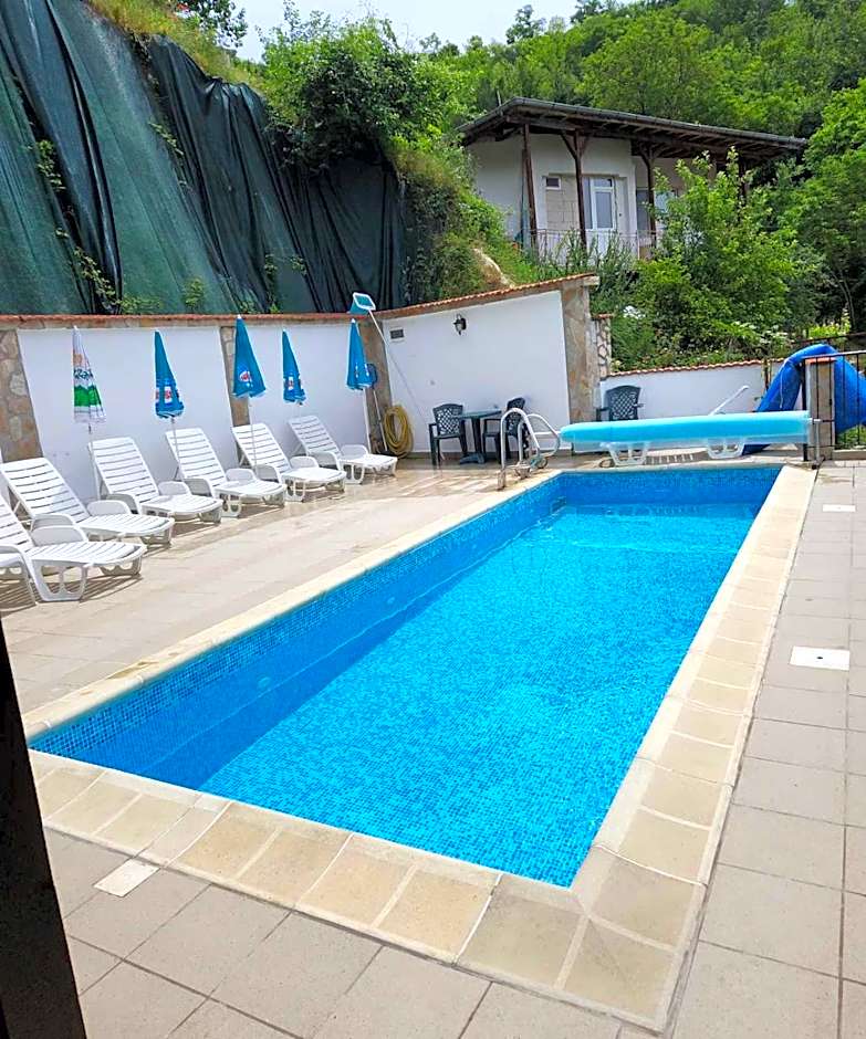 Хотел Марио