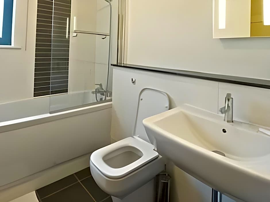 Dreamhouse Apartments Manchester City West