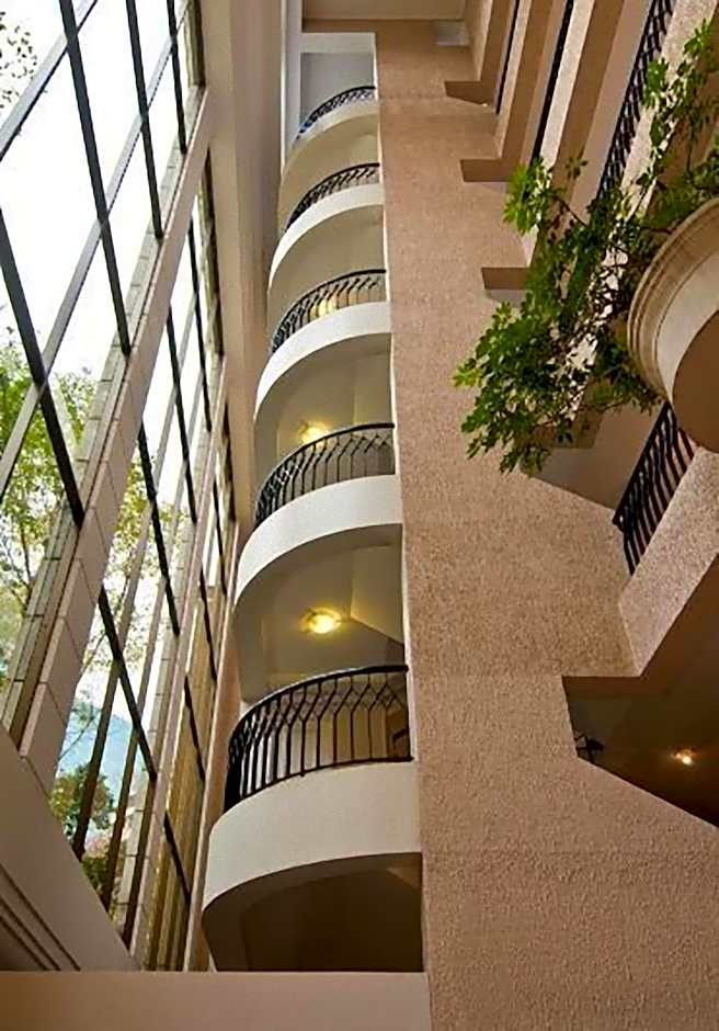 Park Plaza Apartments