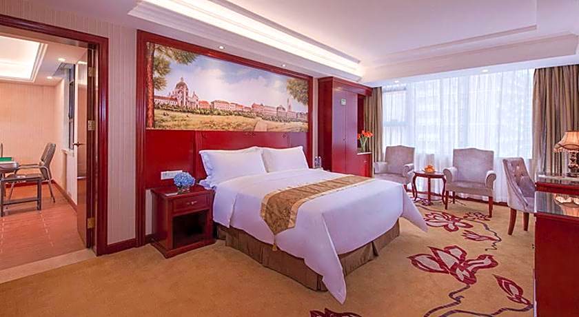 Vienna Hotel Shenzhen Bao'an Xin'an Wanda Plaza