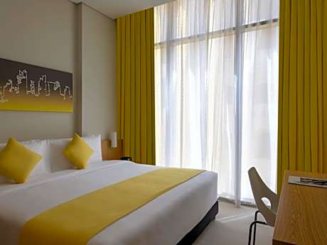 Two-Bedroom Apartment with Two King and One Single Sofa Bed