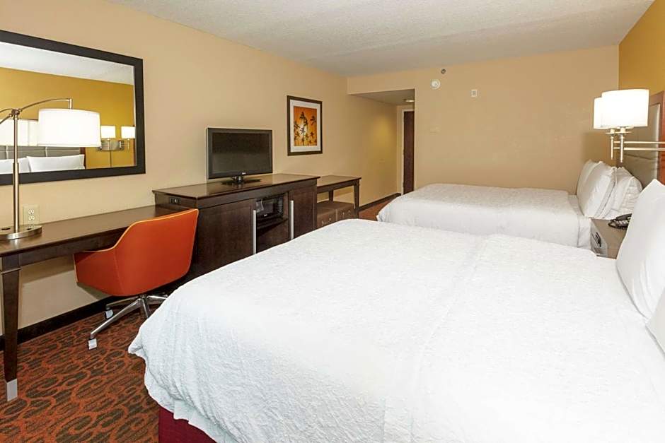 Hampton Inn By Hilton & Suites Jacksonville-Airport