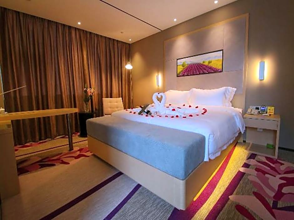 Lavande Hotel Guangyuan Lizhou East Road Branch