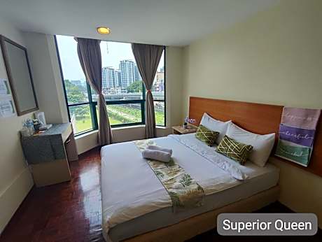 Superior Queen Room