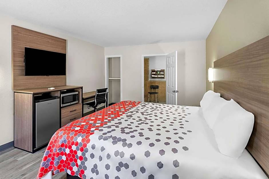 Econo Lodge Inn & Suites Ocean Springs - Biloxi