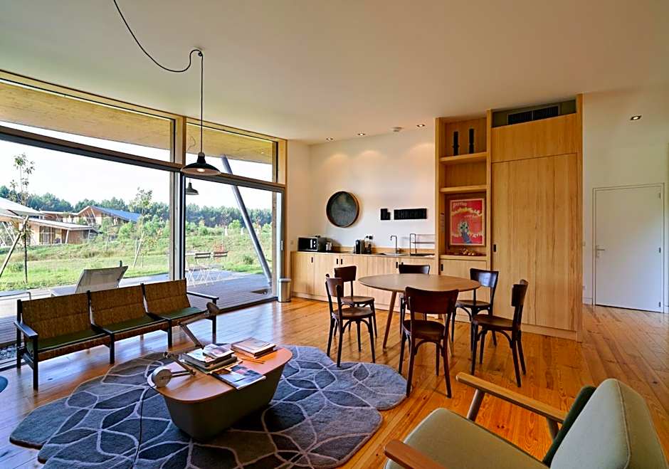 Les Échasses Golf & Surf Eco Lodge