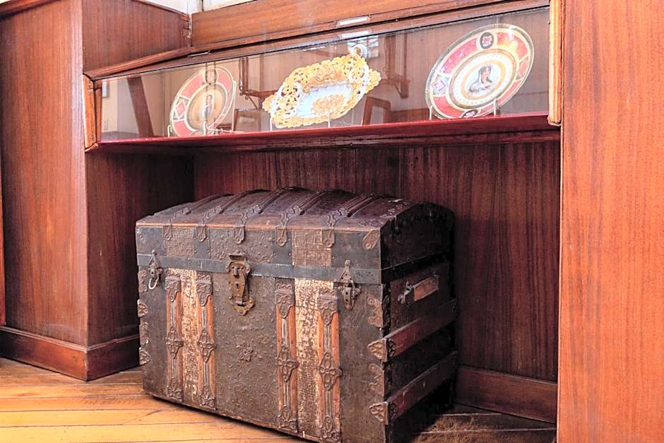 Friends Hotel & Rooftop