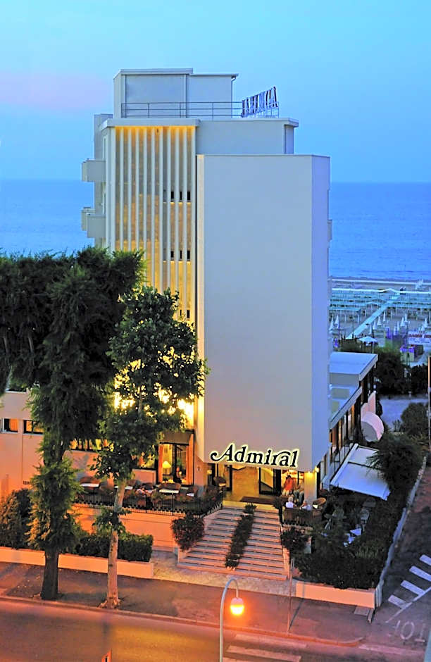 Hotel Admiral - on the beach