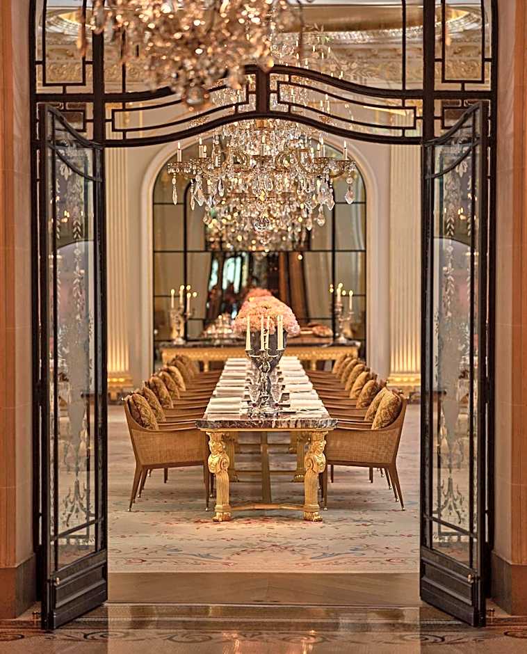 Hotel Plaza Athenee - Dorchester Collection