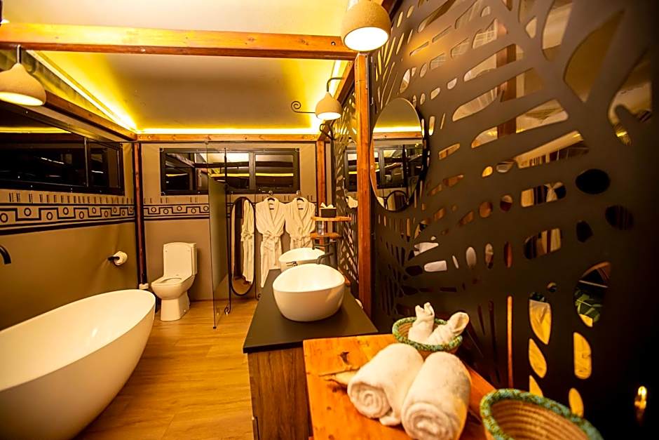 Escarpment Serengeti Luxury Camp