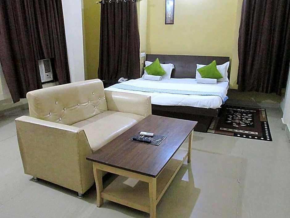 Hotel Ramprastha – Ayodhya, VA
