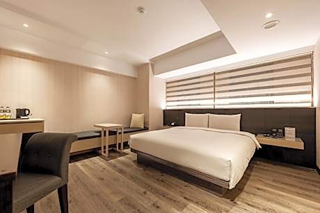 Superior Double Room - Shower or Bathtub