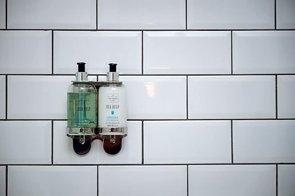 Rockingham Arms By Greene King Inns