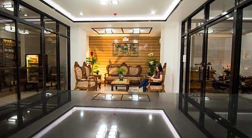 Diamond Hotel And Resto