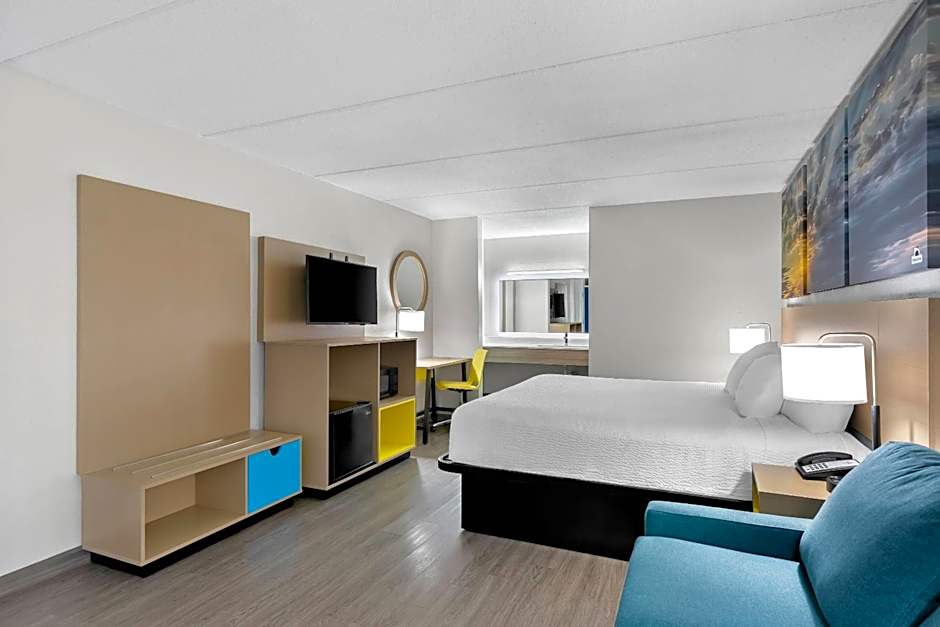 Days Inn by Wyndham Seneca