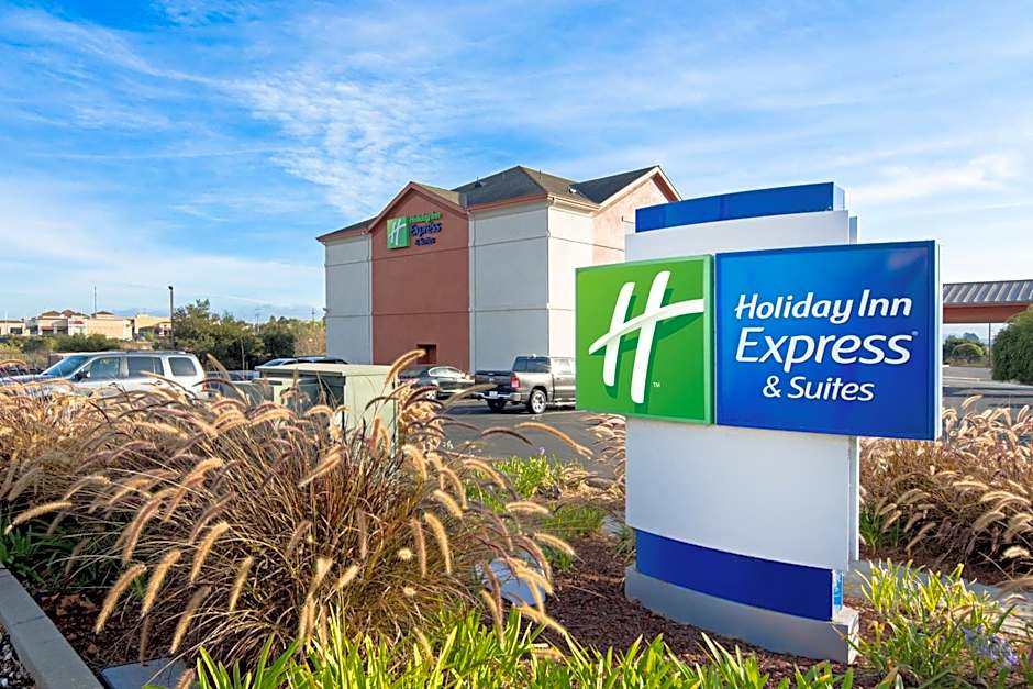 Holiday Inn Express & Suites Watsonville By IHG