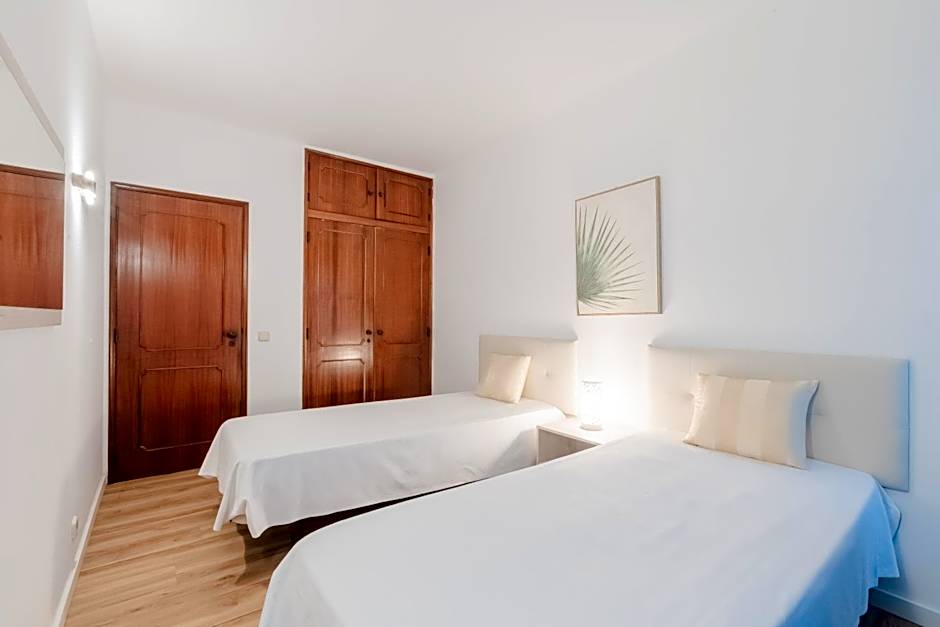 Torres Mira Praia by Garvetur