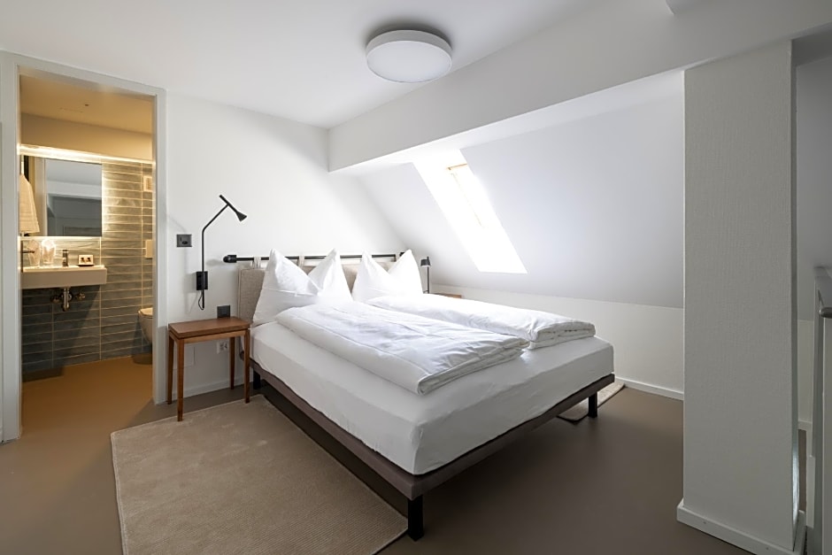 EMA House Serviced Apartments - Superior Standard - Unterstrass