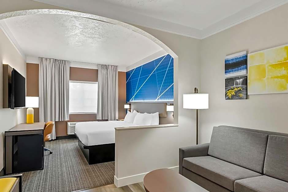 Comfort Suites Clackamas