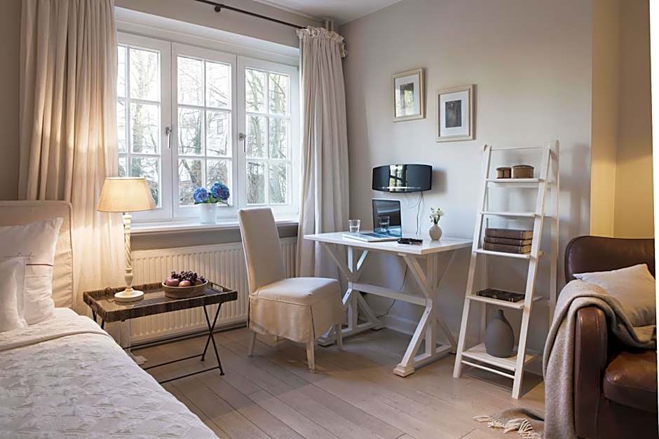 von Deska Townhouses - Ivy House