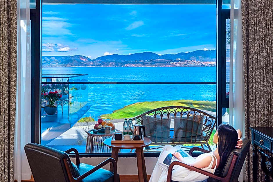 Photo 1 of 8 of Deluxe, Sea View, Balcony