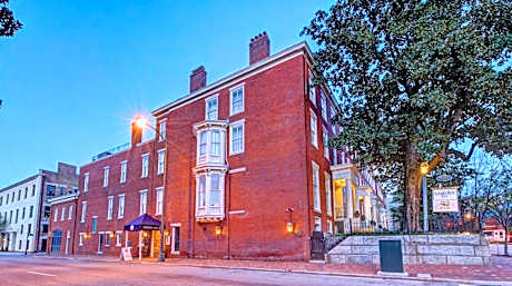 Linden Row Inn