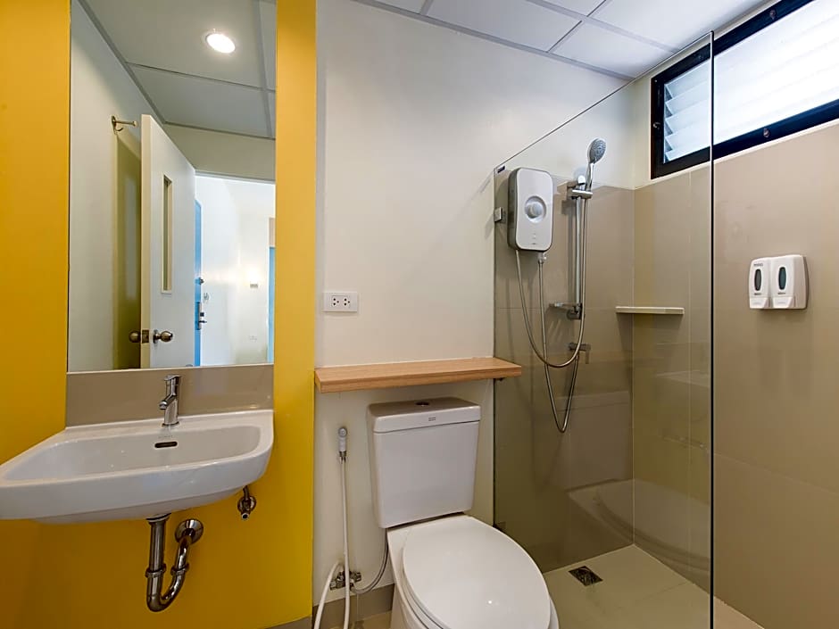 HOP INN Nakhon Pathom