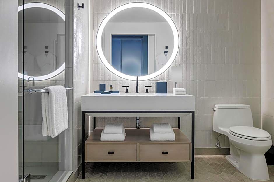 The Morrow Washington DC, Curio by Hilton