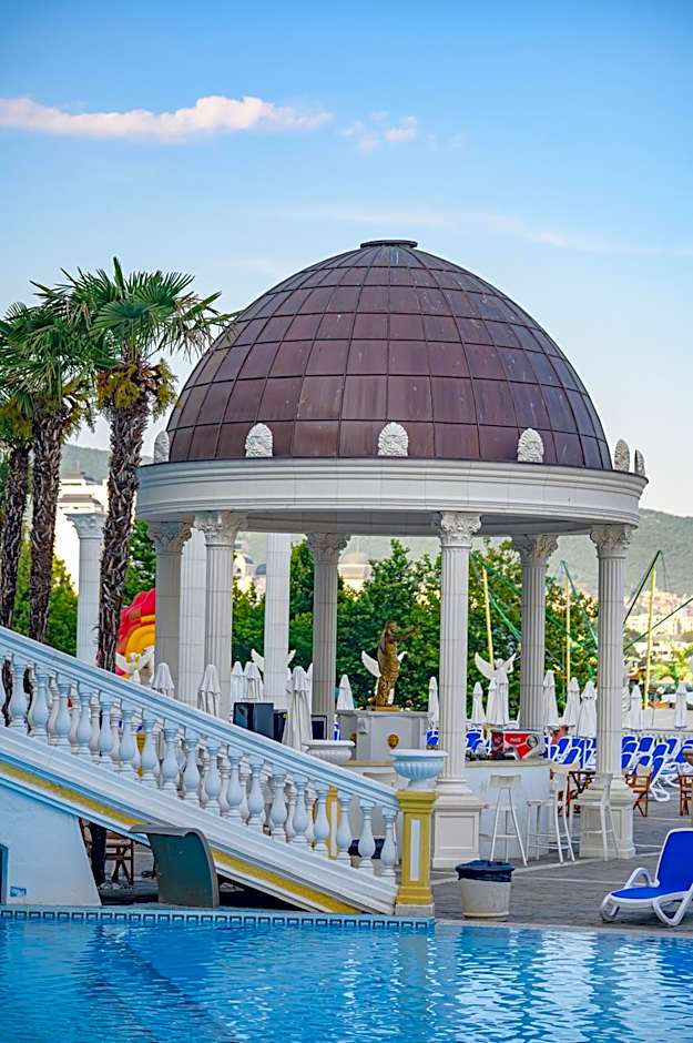 Imperial Palace Hotel