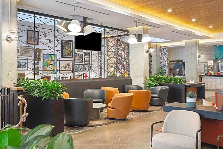 Motto by Hilton Washington DC City Center