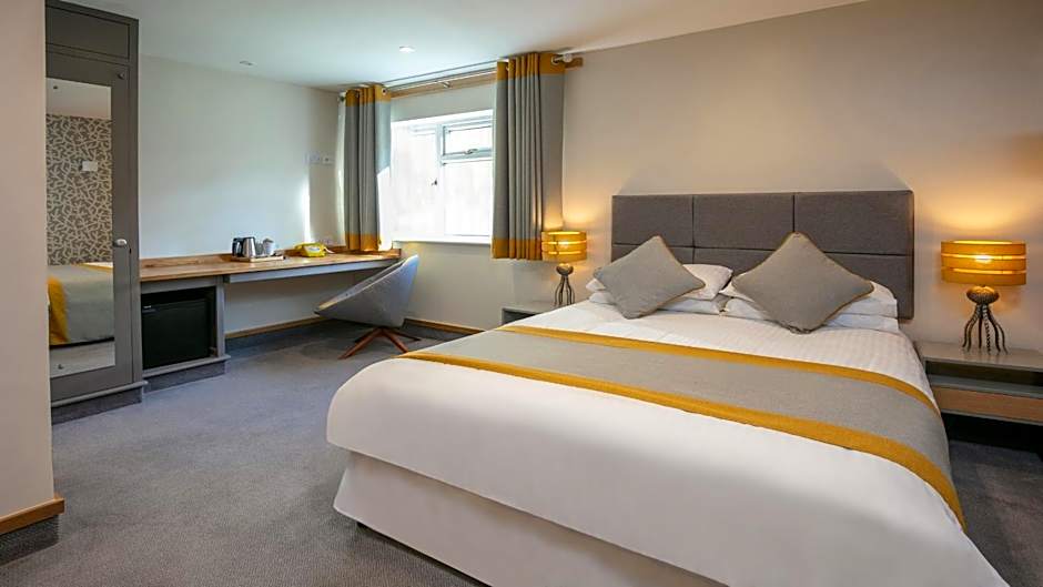 Best Western Compass Inn