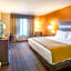 Holiday Inn Express Wichita South By IHG