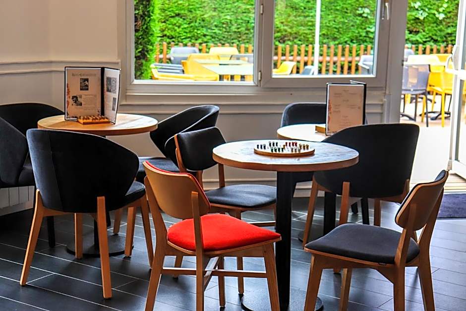 ibis Calais Car Ferry