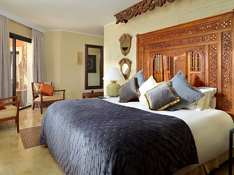 Royal Garden Villas & Spa, Luxury Hotel