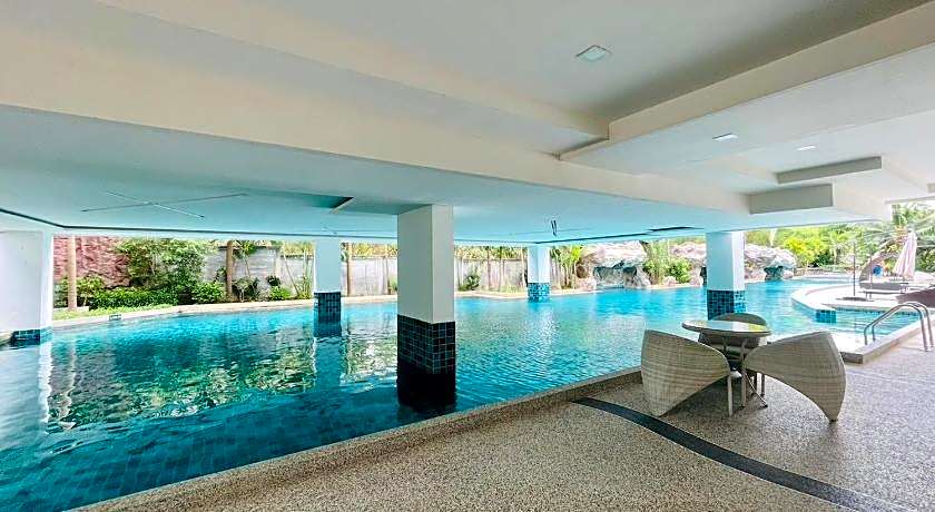 Club Royal Wongamat by Pattaya Sunny Rentals