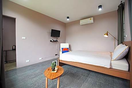 Studio 1 Bed with Balcony