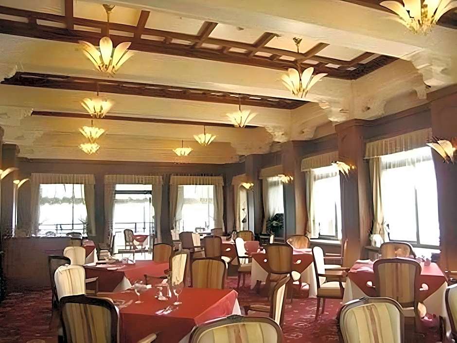 Gamagori Classic Hotel