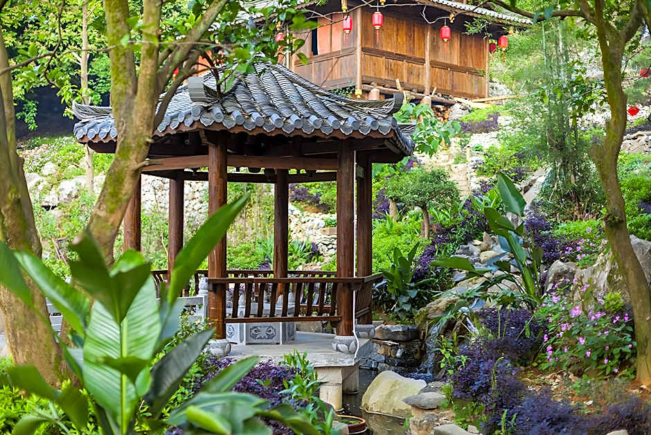 Yangshuo Ancient Garden Boutique Hotel-Free pick up from Airport or TS for 4 nights or more