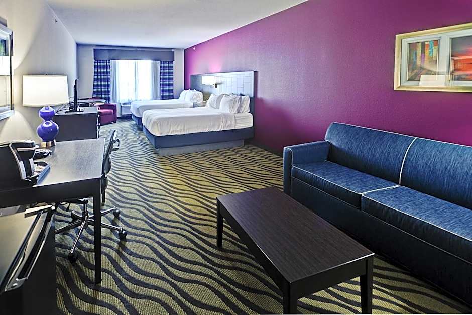 Holiday Inn Express Hutchinson By IHG