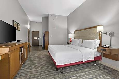 Queen Room with Two Queen Beds - Hearing Access/Non-Smoking