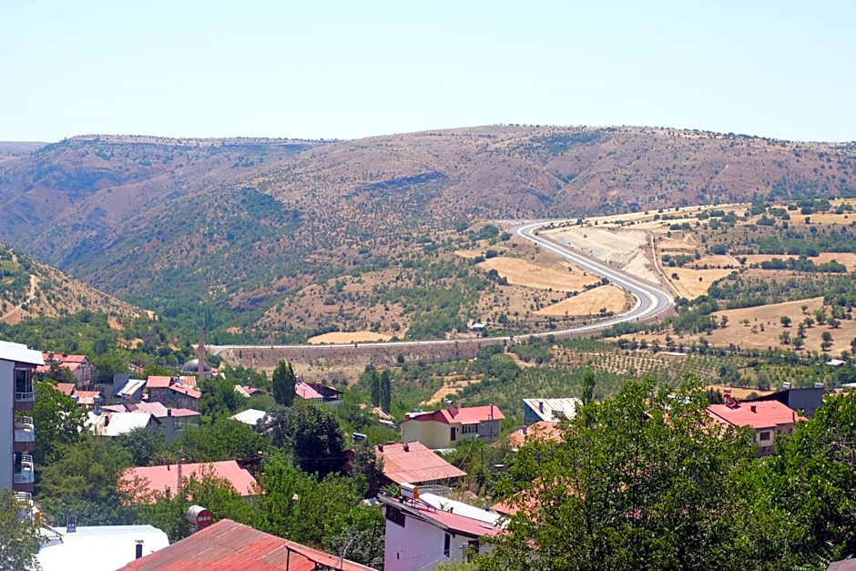 The Yücedağ Hotel