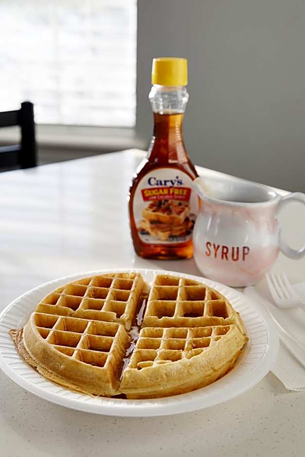 Plantation Suites and Conference Center