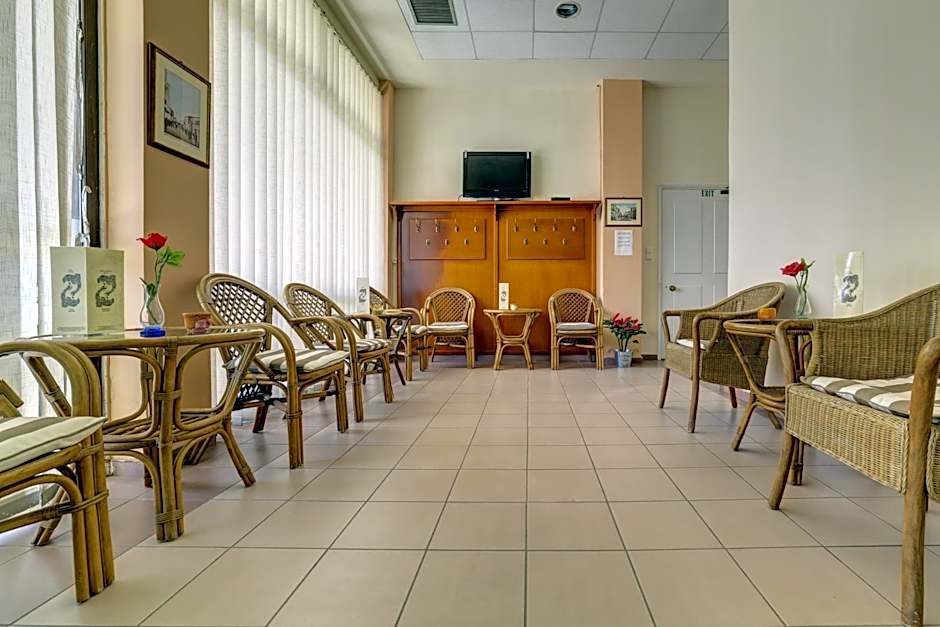 Delfini Hotel