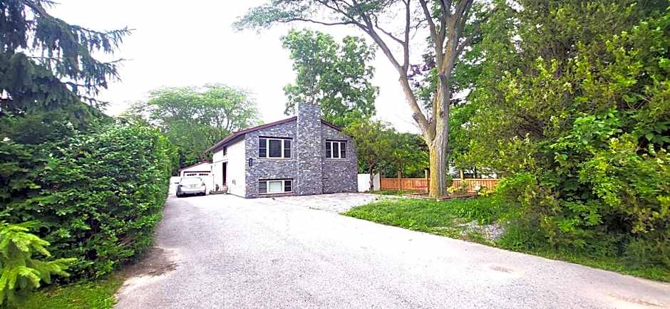 Cozy Home in Niagara-on-the-Lake