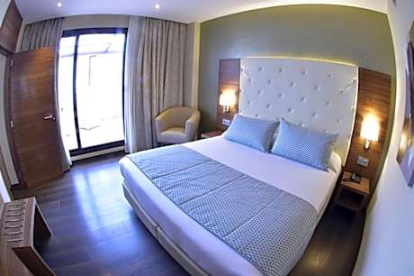 Deluxe Sea View