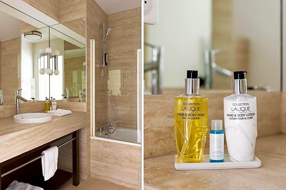 Le Plessis Grand Hotel