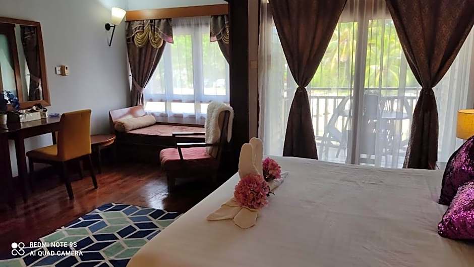 Villa Dalam laut 530