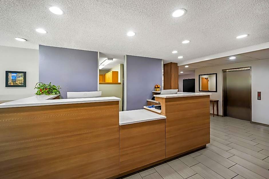 Microtel Inn & Suites by Wyndham Greensboro